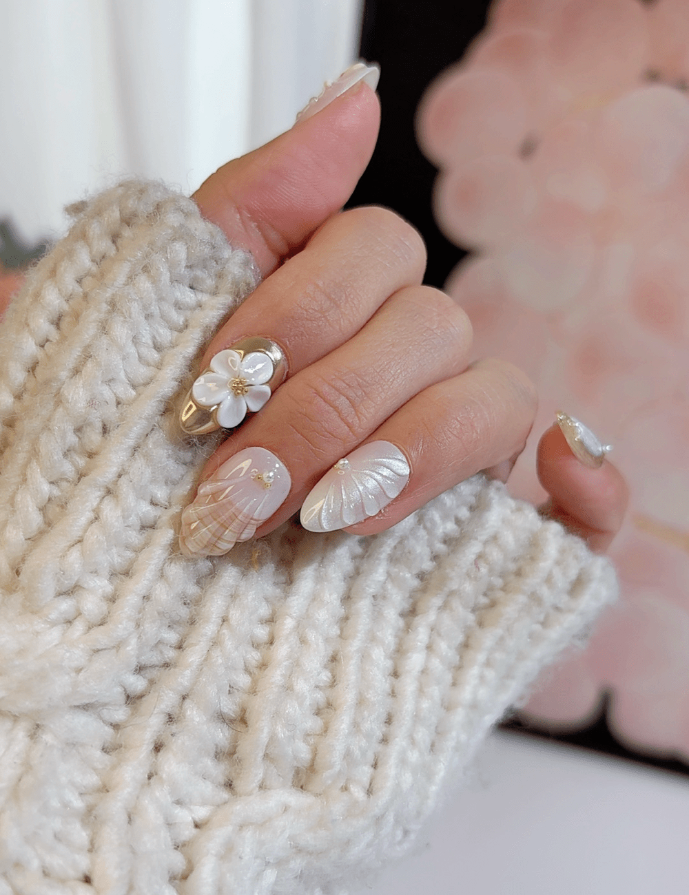 3D Floral Shell Press-On Nails – Short Almond | White & Gold Bridal Design