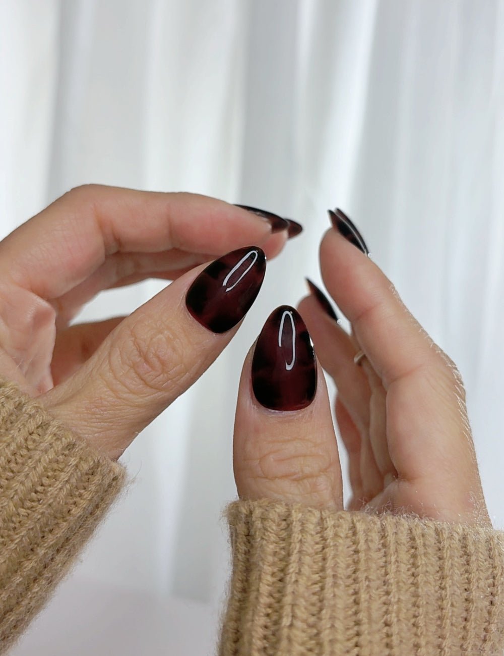 Tortoiseshell Press On Nails