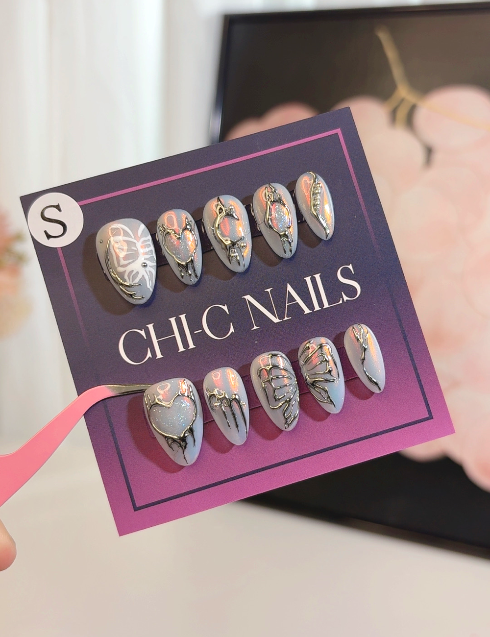 Metallic Butterfly – 3D Chrome Press-On Nails