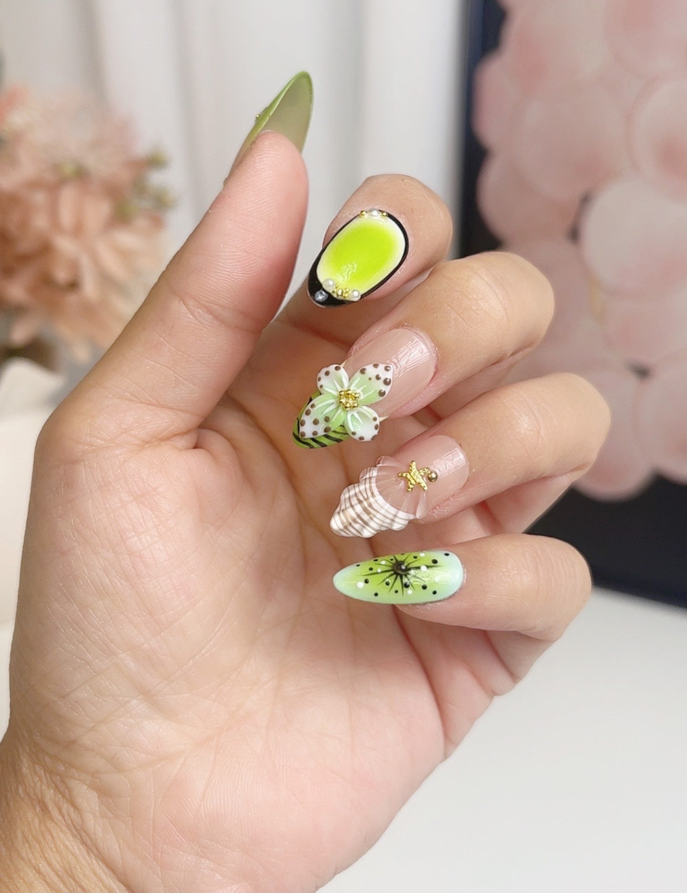 Lush Green – 3D Nature-Inspired Press-On Nails