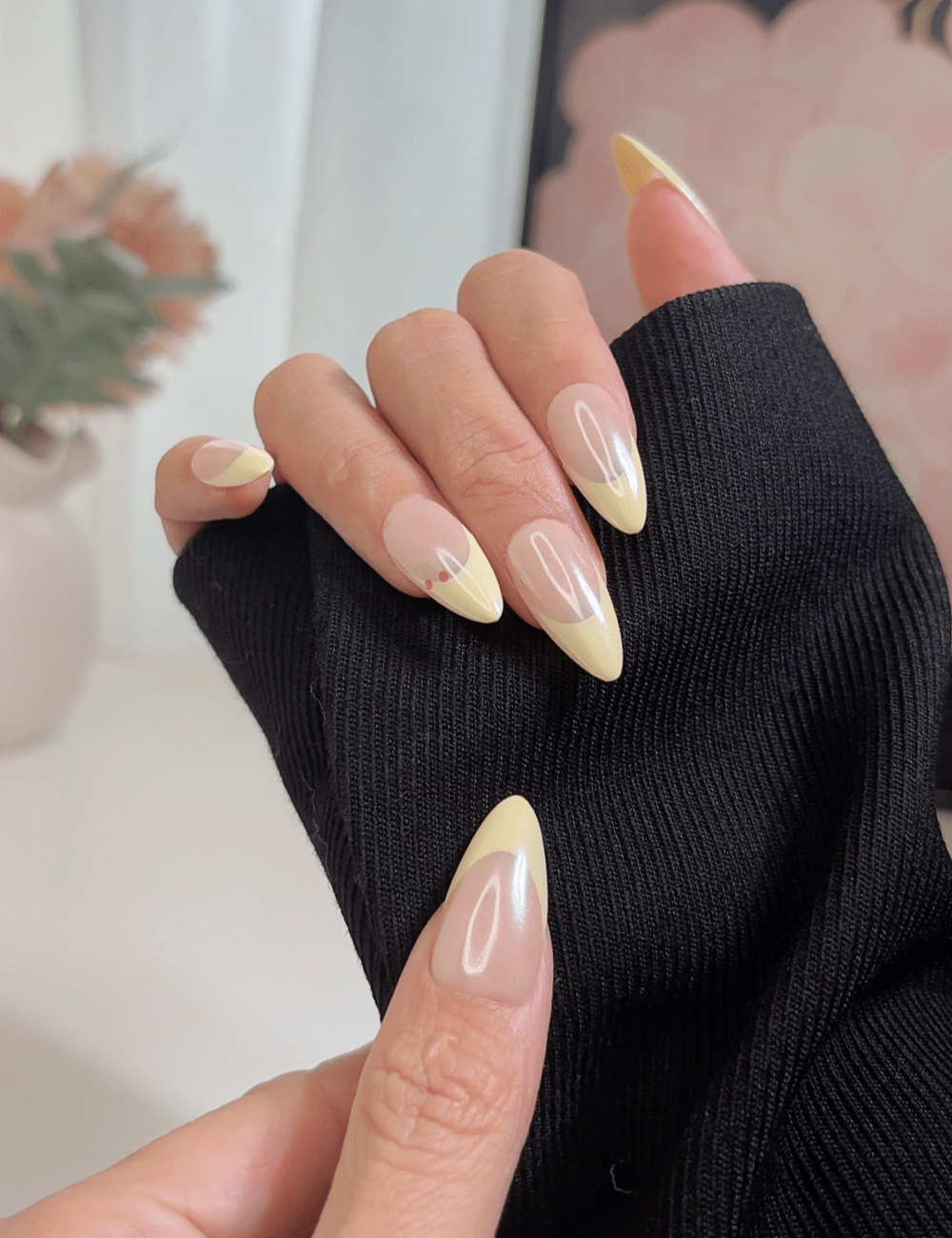 Cream Yellow French Tip Nails – Medium Almond Modern Art Set