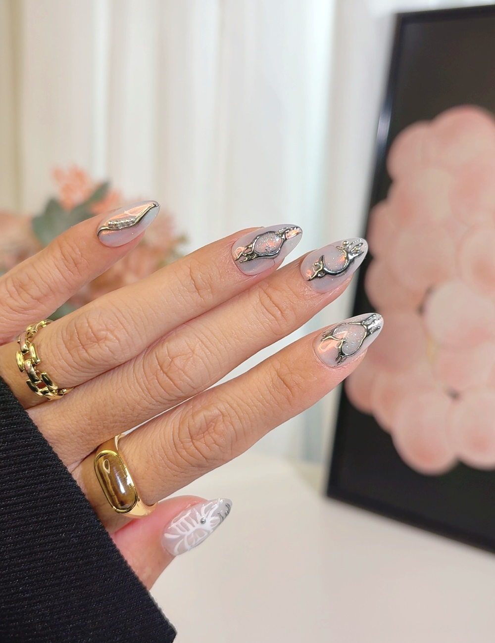 Metallic Butterfly – 3D Chrome Press-On Nails