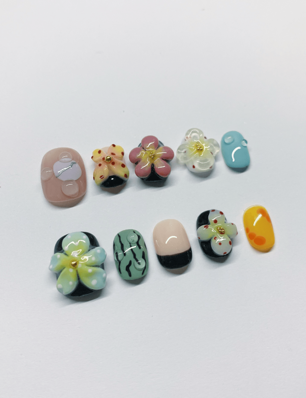 Mini Bloom Short Press-On Nails | Cute Floral Korean Nail Set  Product Description