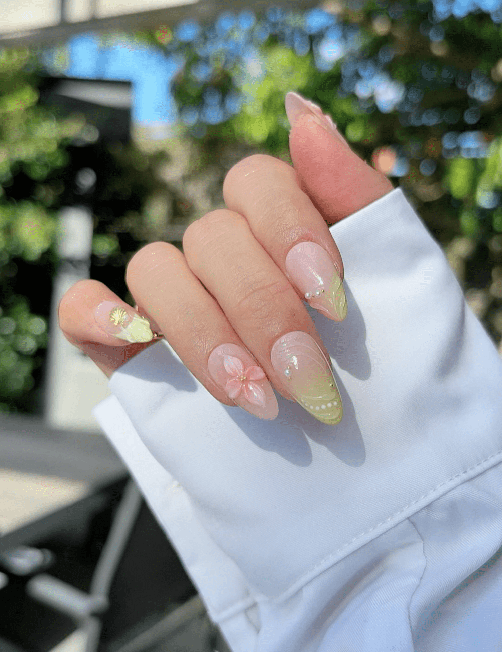 Pink Blossom Pearl Press-On Nails – Soft Yellow Tips & 3D Floral Design