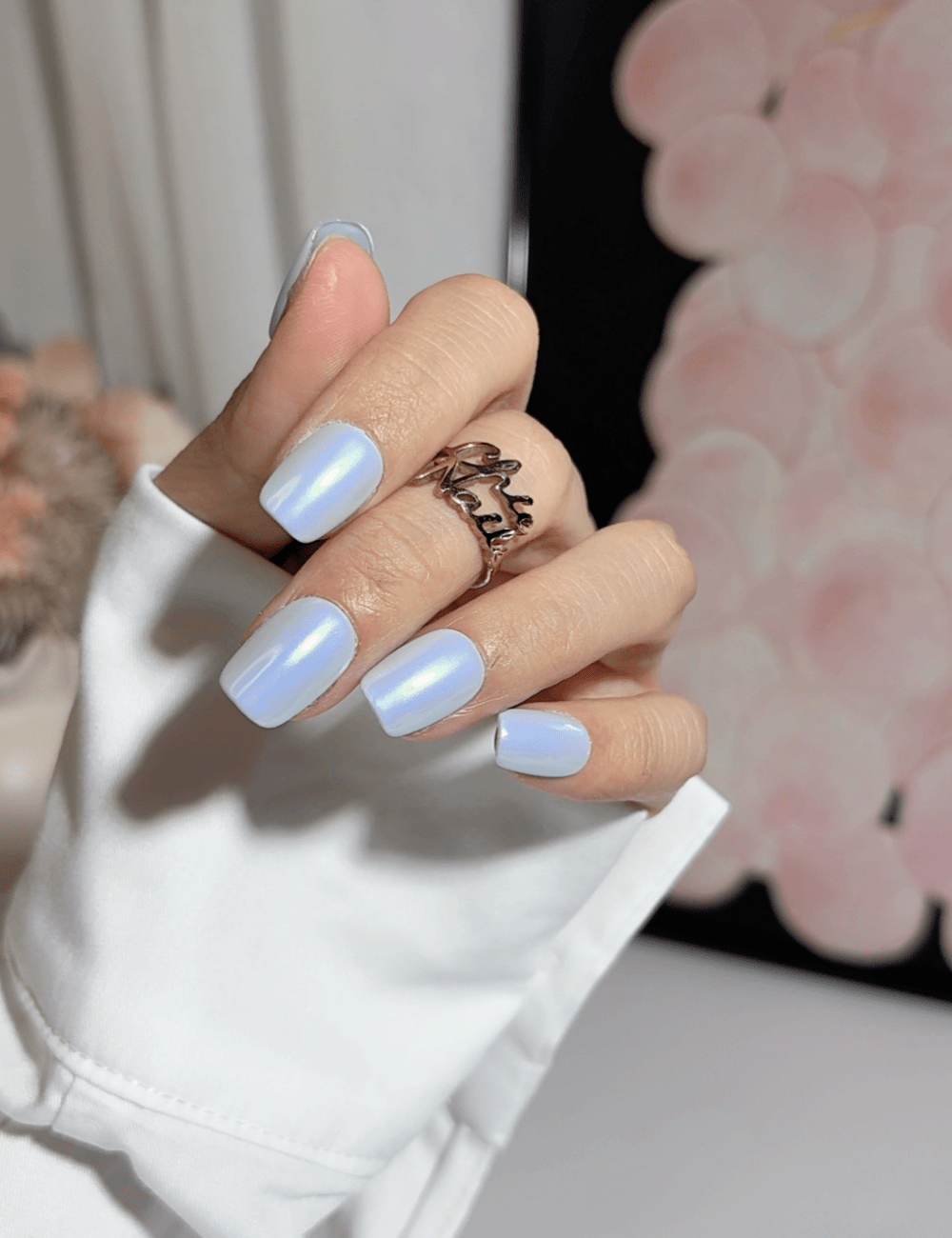 Icy Pearl Chrome Press On Nails