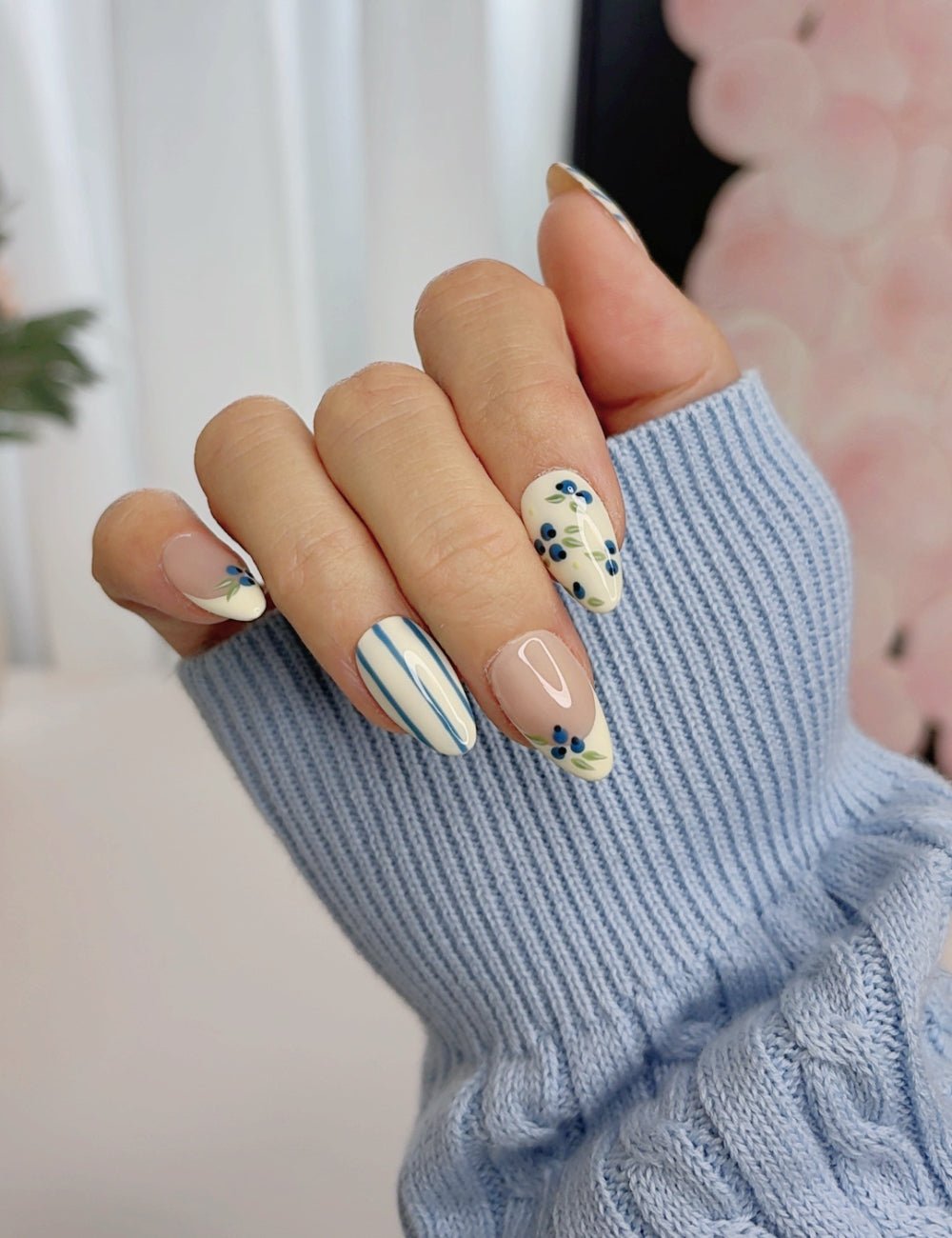 Blue Blossom Press-On Nails