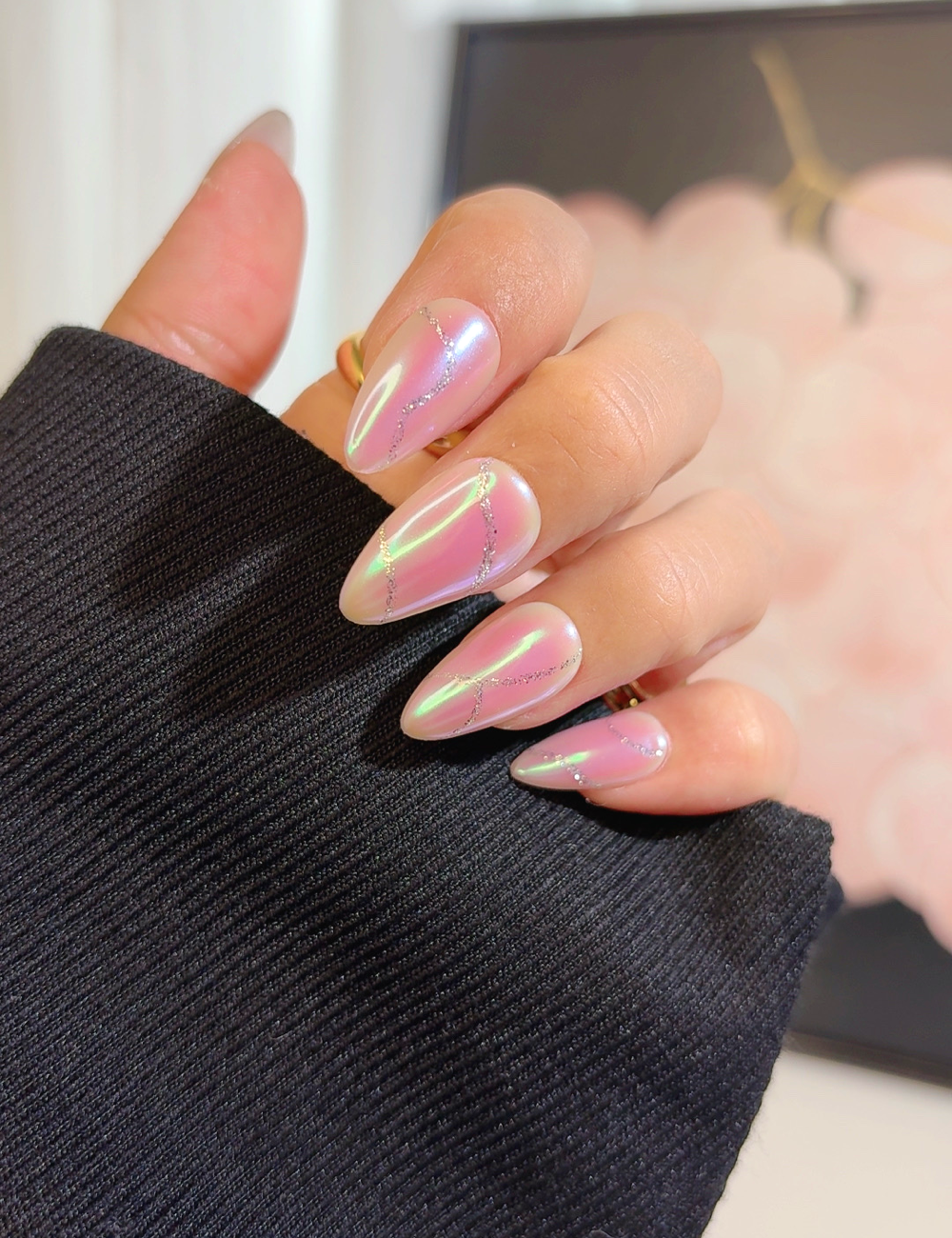 Iridescent Pink Cat Eye Press-On Nails – Medium Almond Chrome Shine with Pearl Detail
