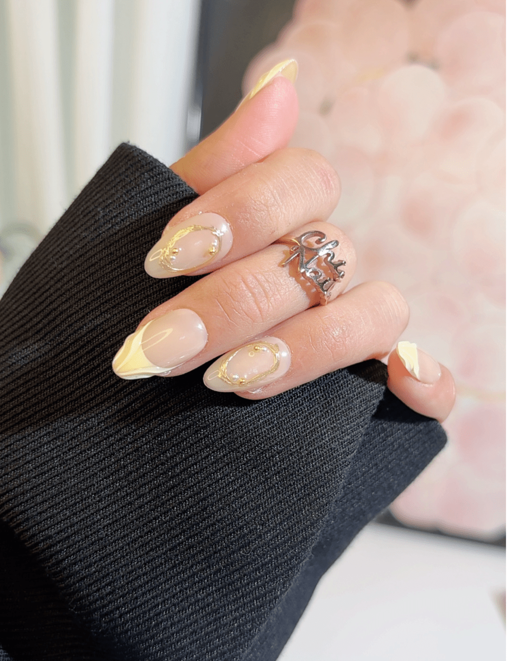 Taupe & Lemon French Press-On Nails – Gold Chain Accents | CHICNAILS