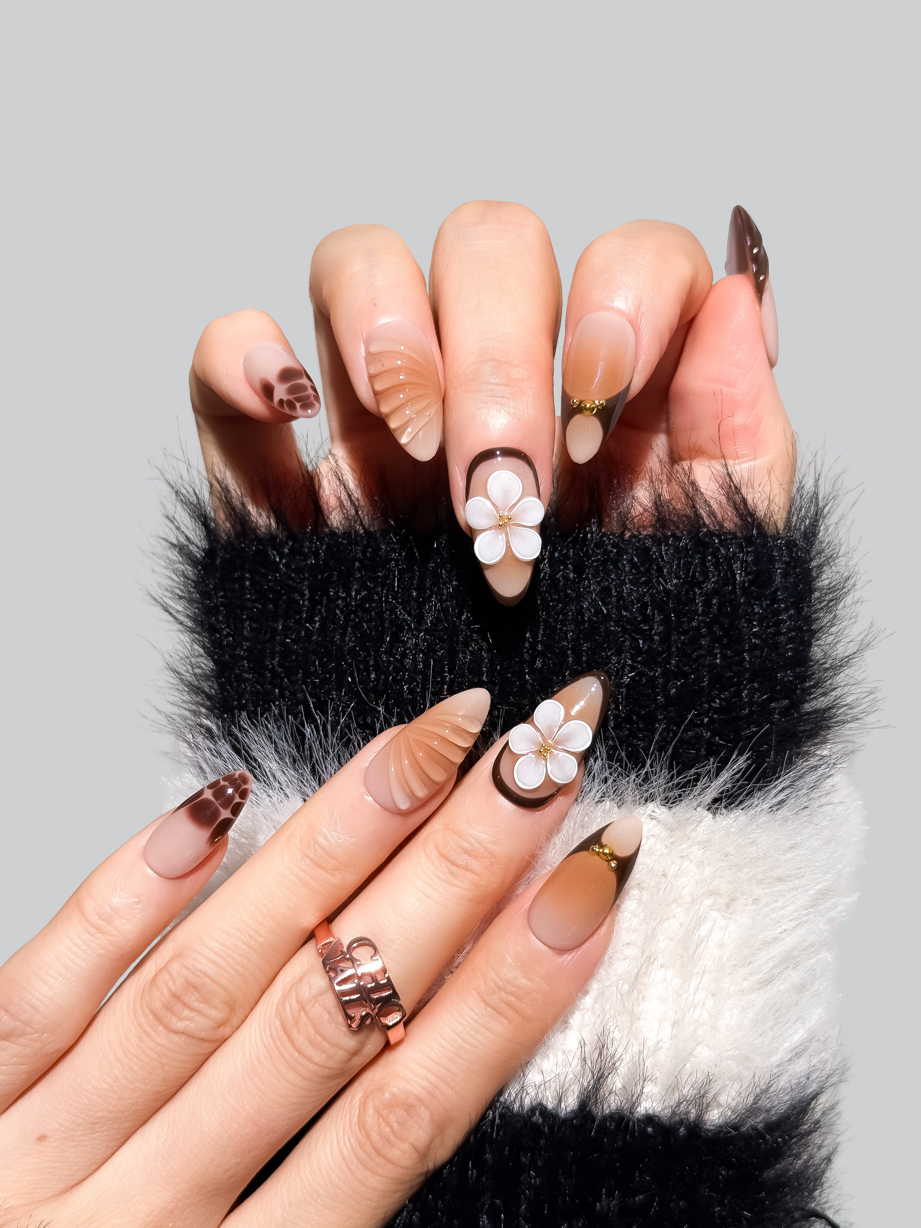 Brown Floral Press On Nails Medium Almond