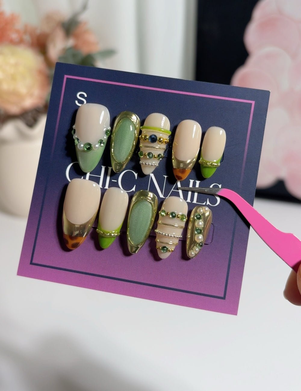 Green French Gold Almond Press-On Nails Set