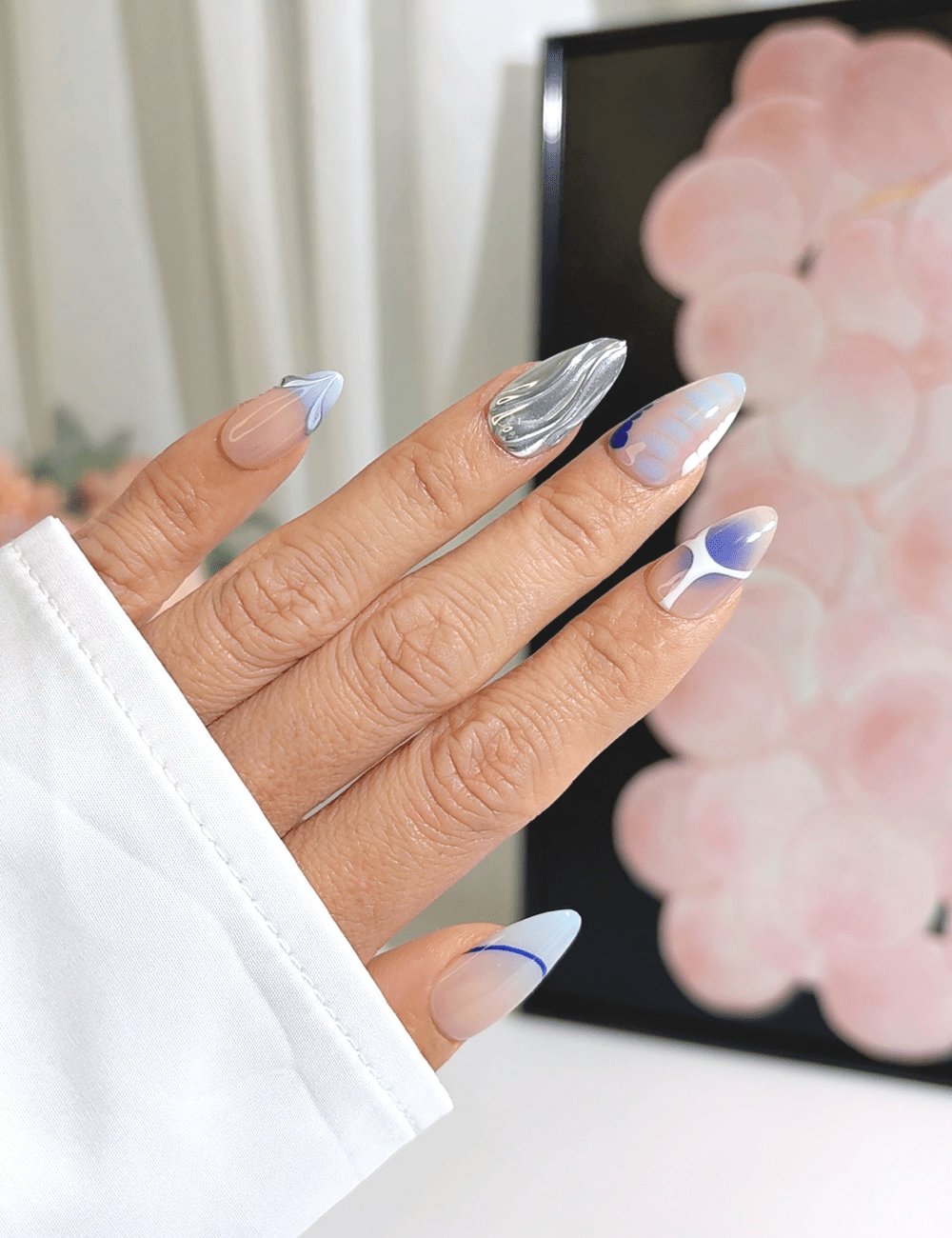 Blue Chrome Abstract Press-On Nails – Medium Short Almond