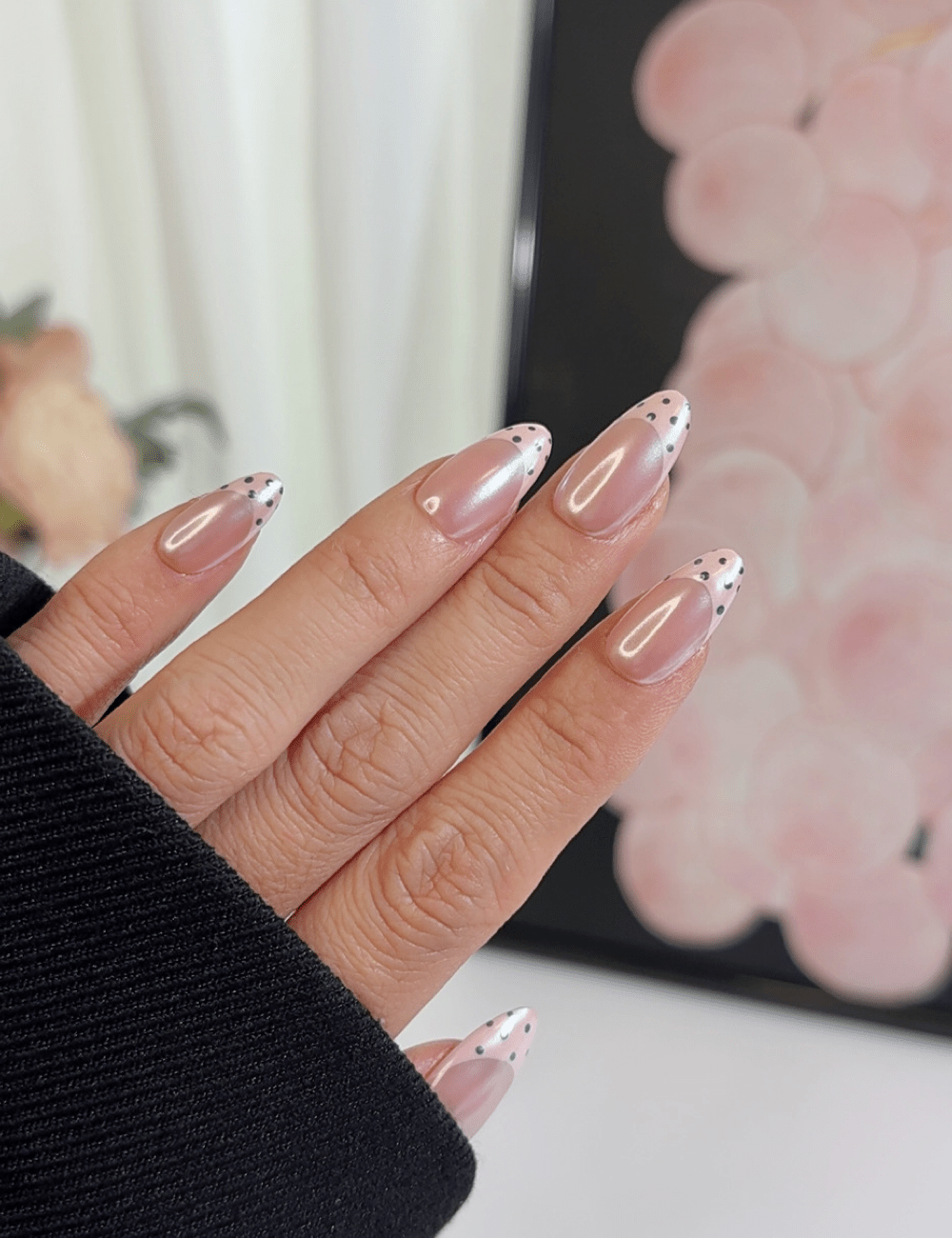 Pearl Polka Dot French Press-On Nails | Short Almond