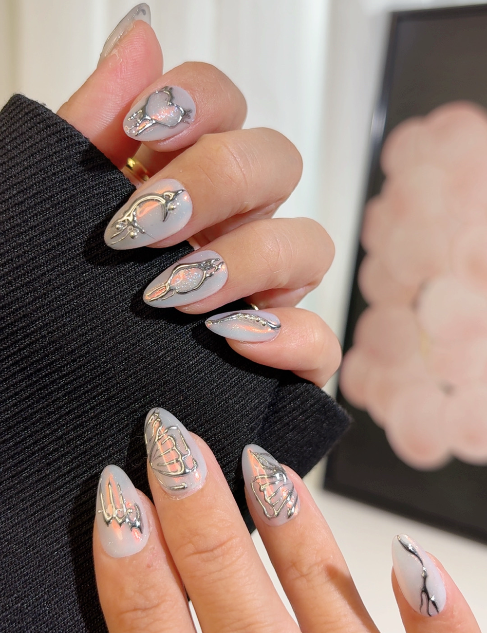 Metallic Butterfly – 3D Chrome Press-On Nails