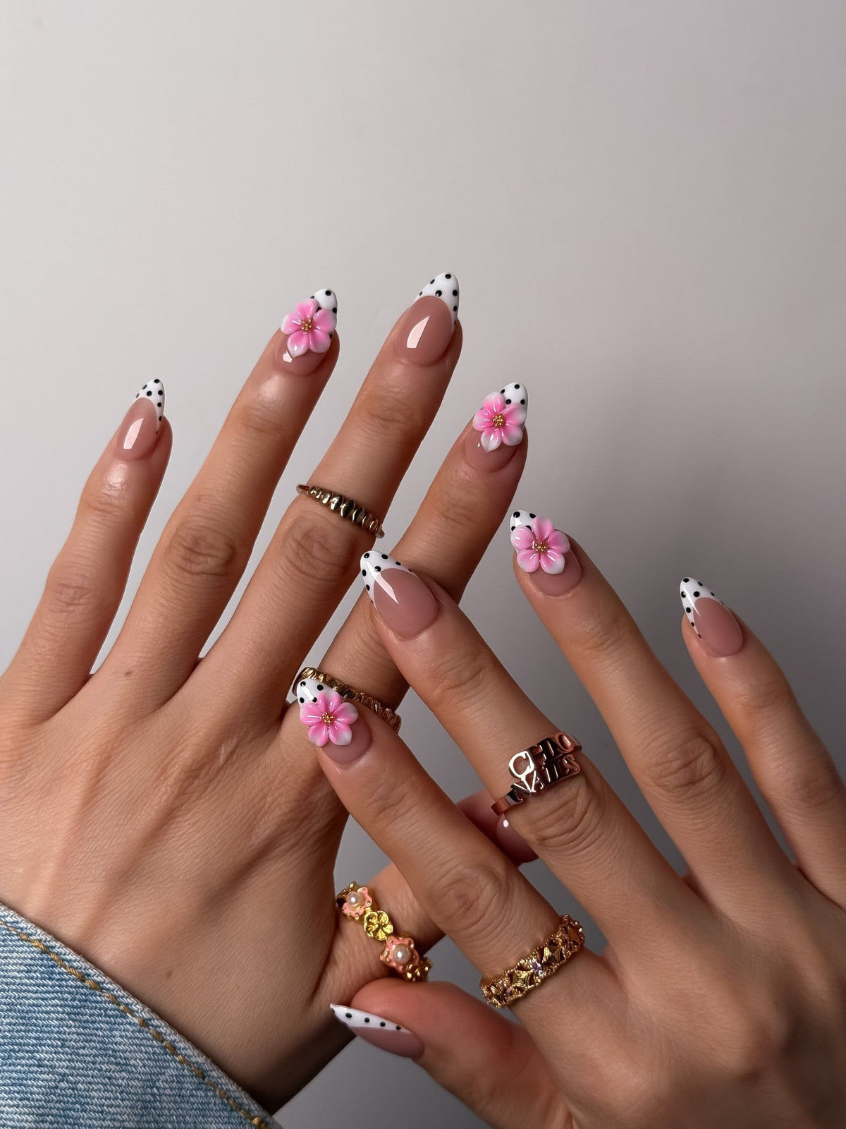 Rosé Dottie 3D Floral French Press On Nails Short Almond