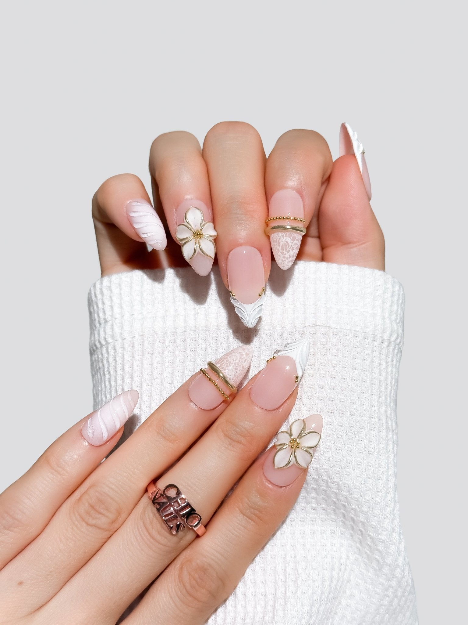 Handmade White Floral Lace Press-On Nails – Medium Almond