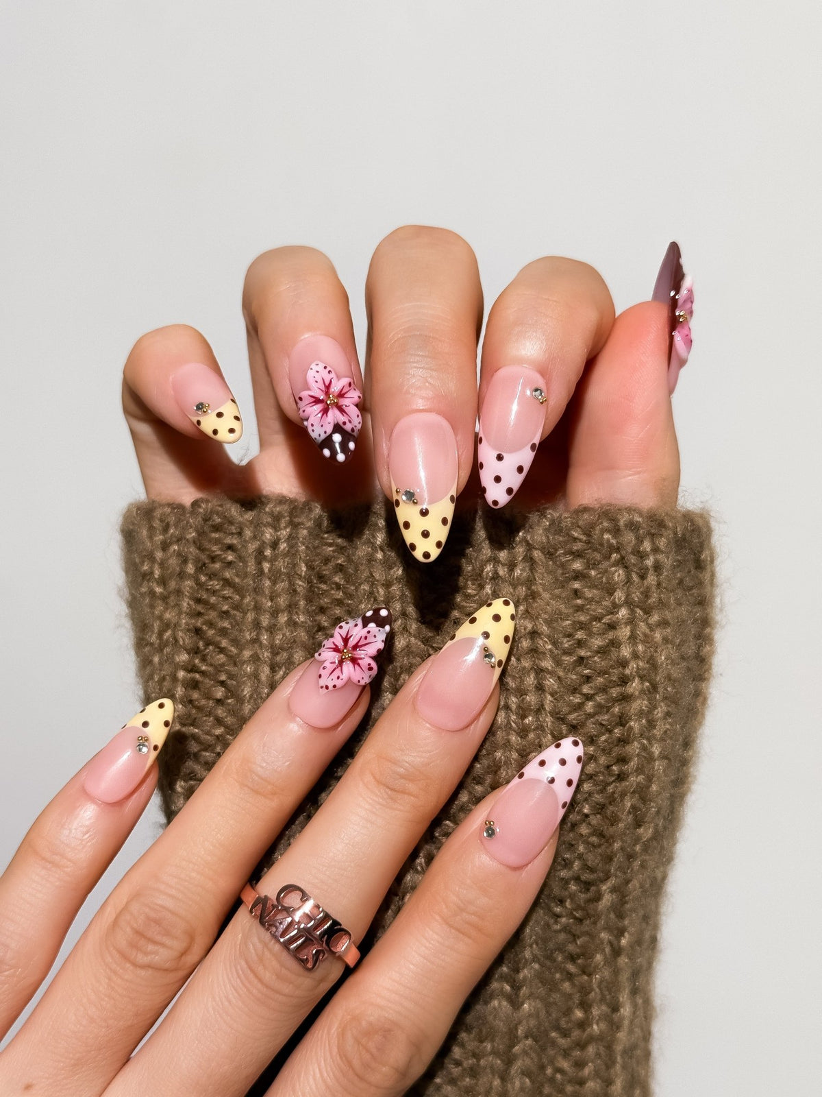 Sakura Dots Medium Almond Press On Nails