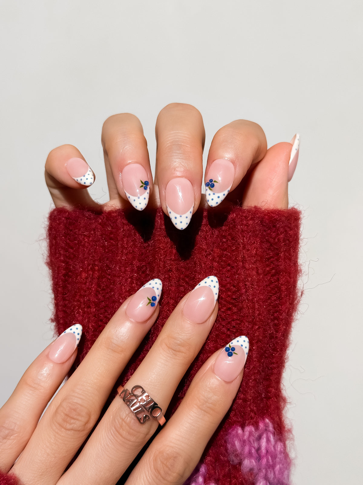 Blueberry Picnic Short Almond Press On Nails