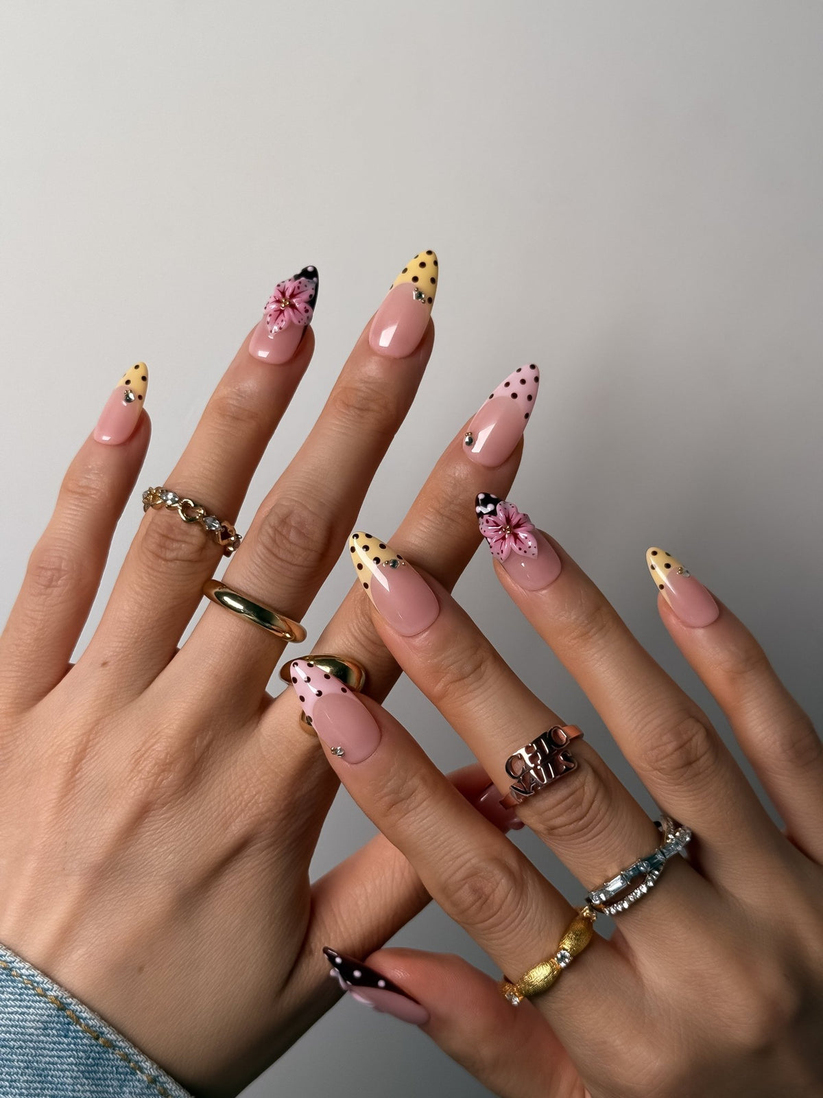 Sakura Dots Medium Almond Press On Nails