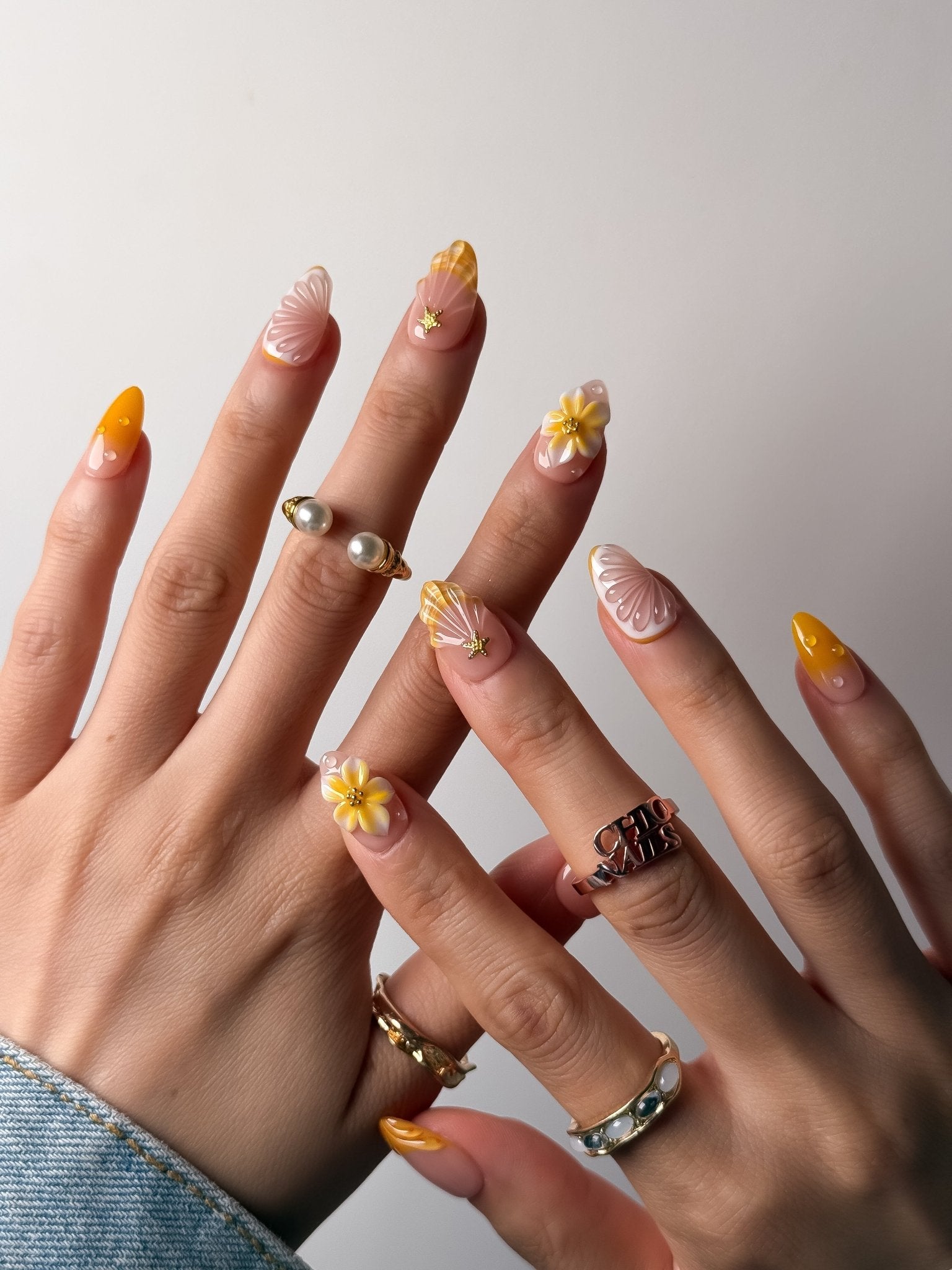 Handmade Citrus Blossom Press-On Nails – Short Almond