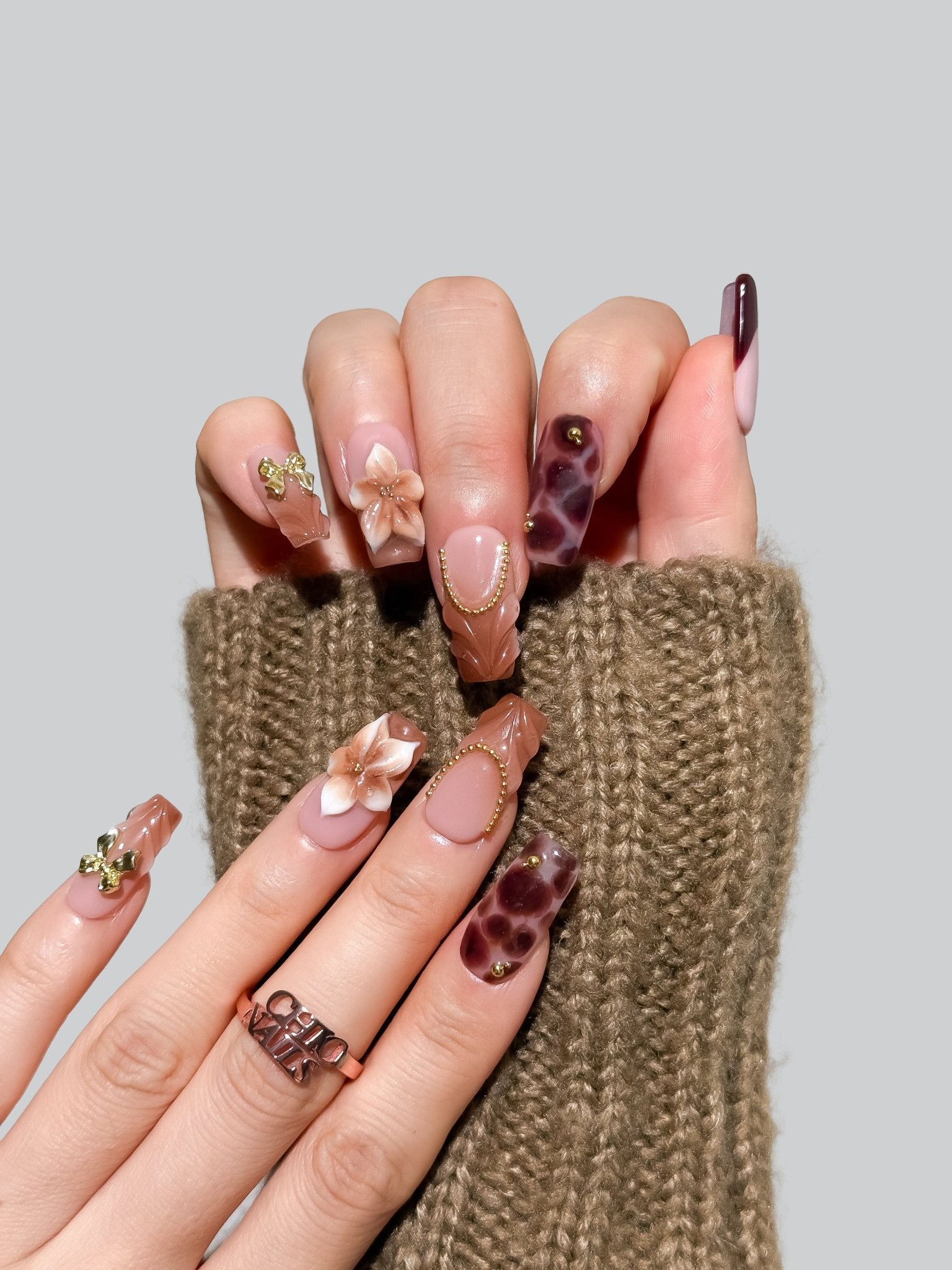 Handmade Mocha Blossom Press On Nails – Medium Square