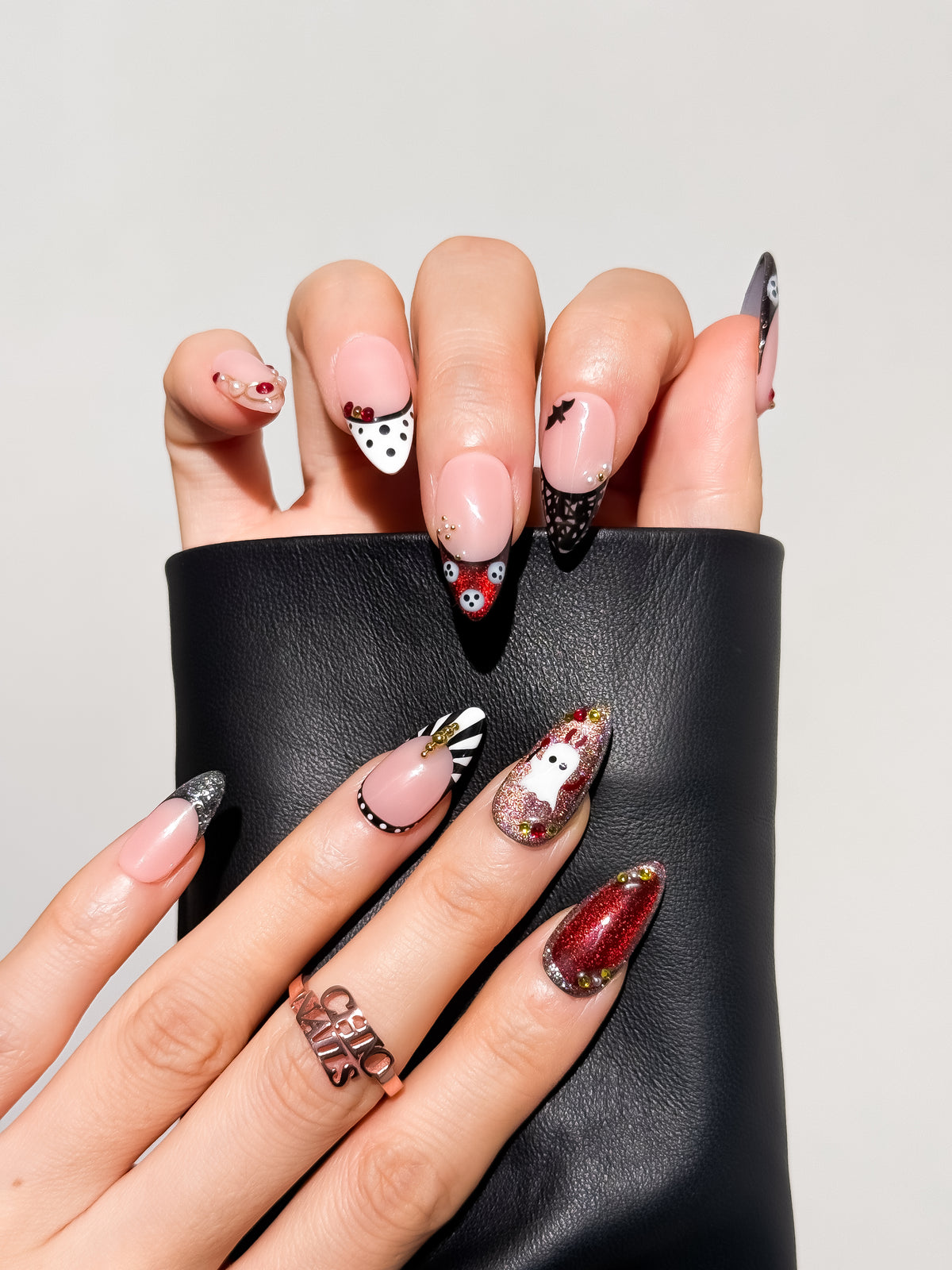 Ghostlight Medium Almond Press On Nails