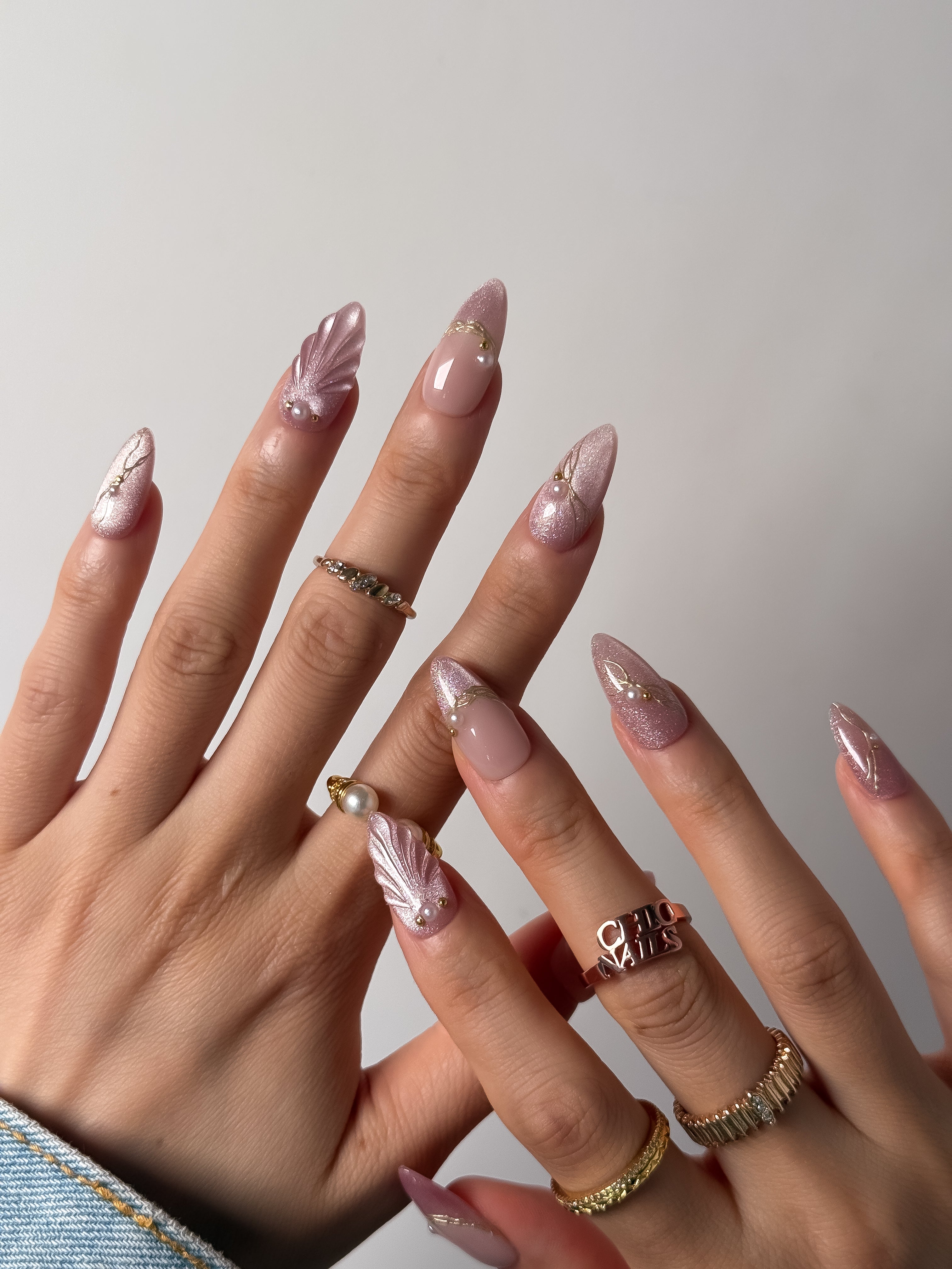 Pink Pearl Shell Press On Nails Handmade Reusable Fake Nails Medium Almond