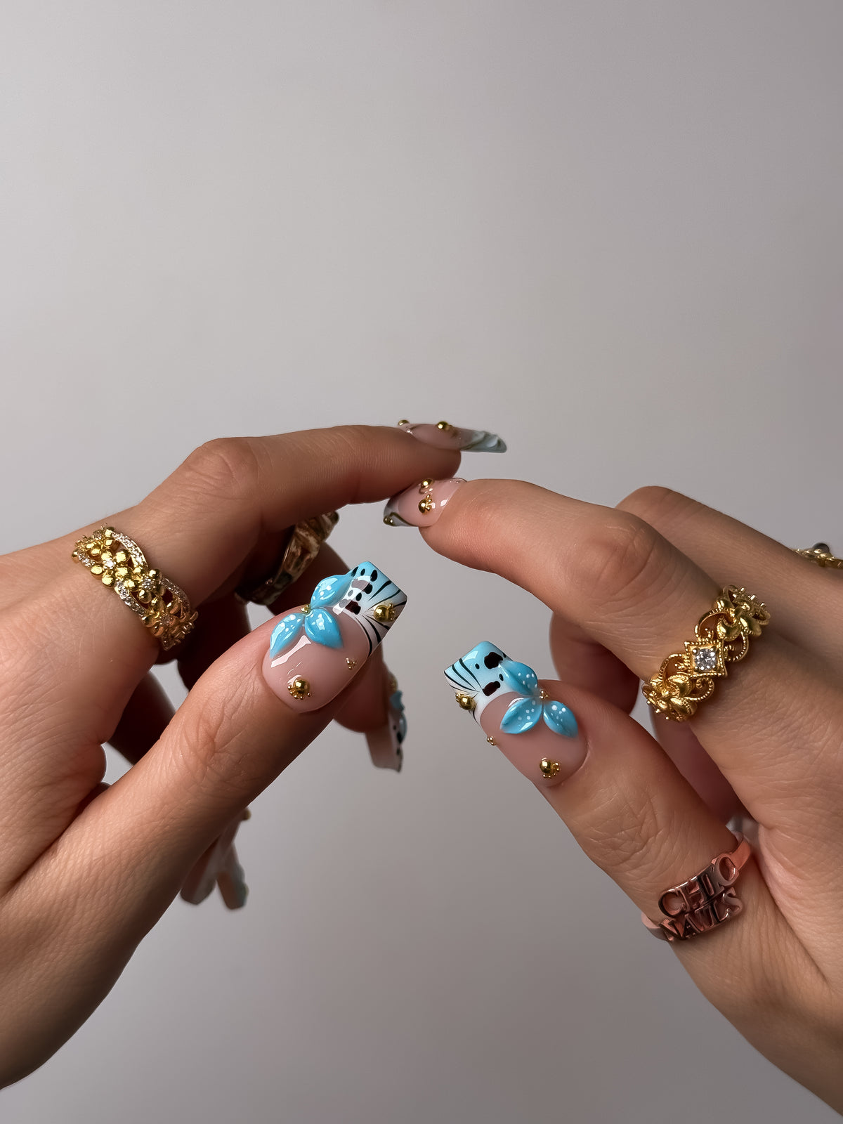 Azure Atelier Medium Square Press On Nails