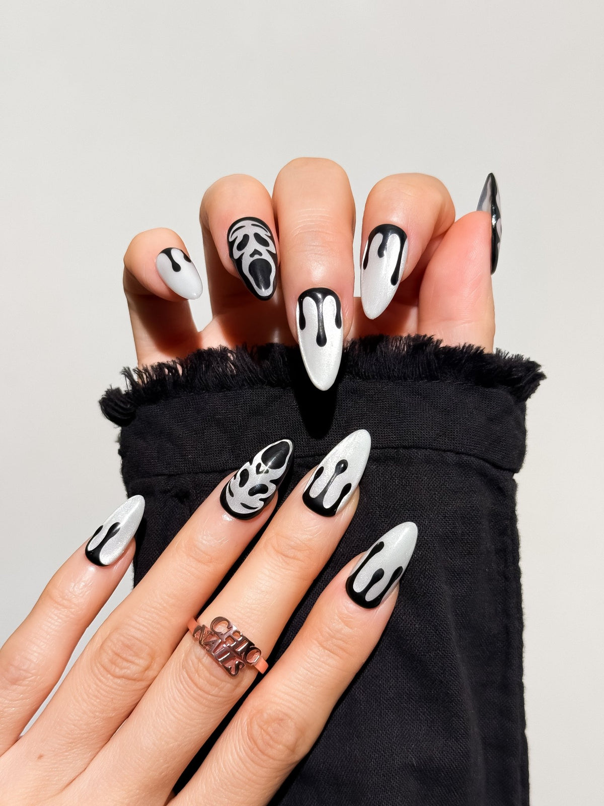 Midnight Scream Medium Almond Press On Nails