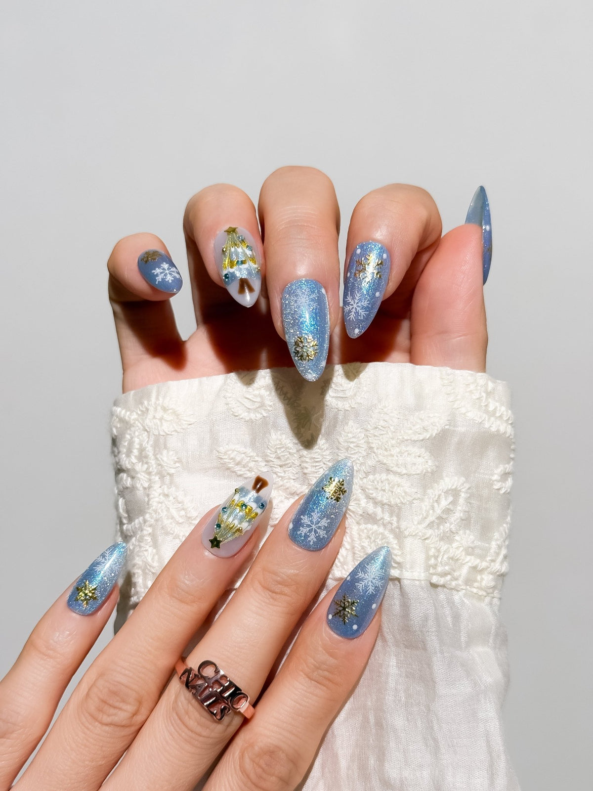 Frosted Christmas Medium Almond Press On Nails