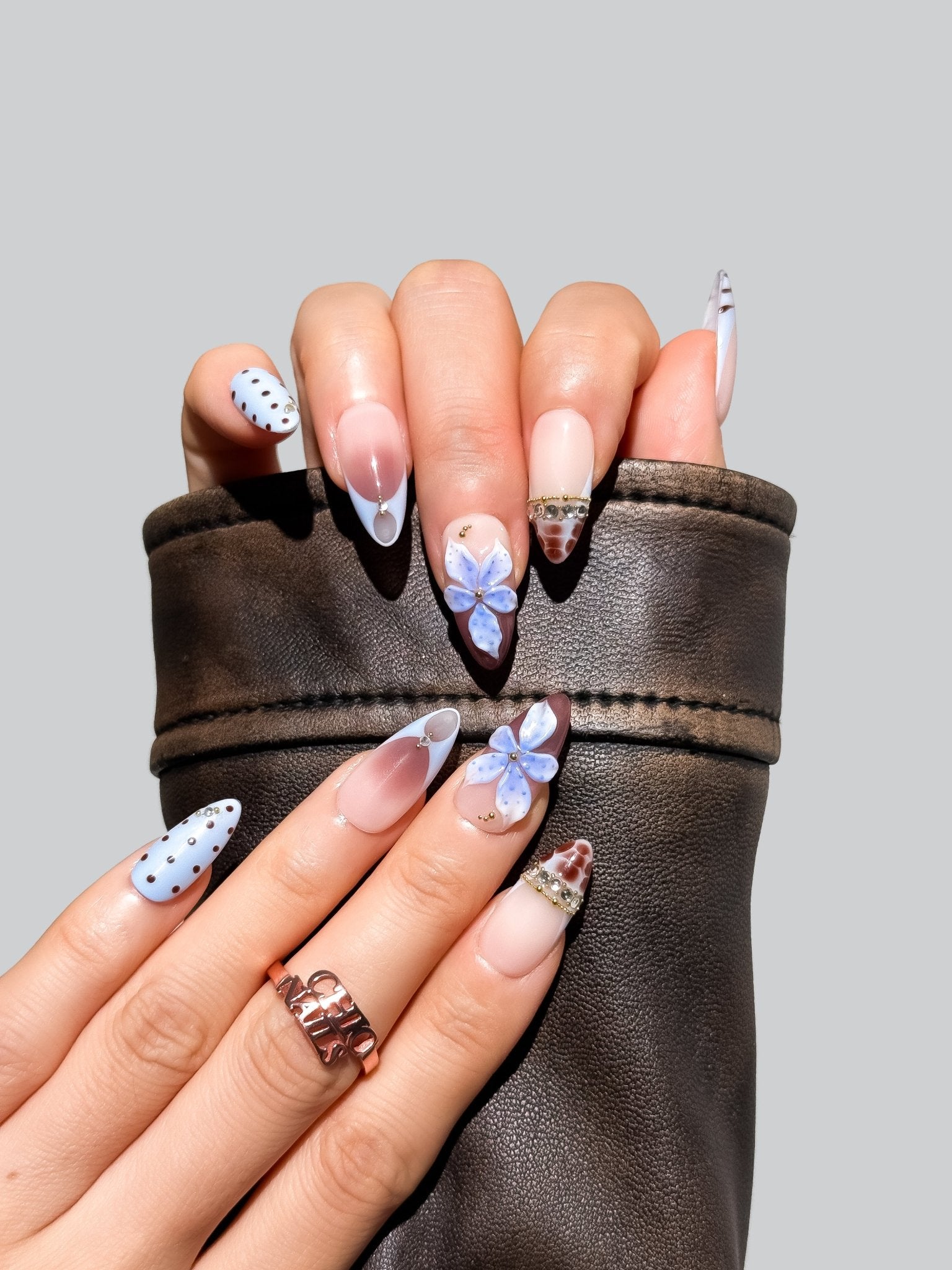 Blue Hydrangea Press On Nails  Medium Almond