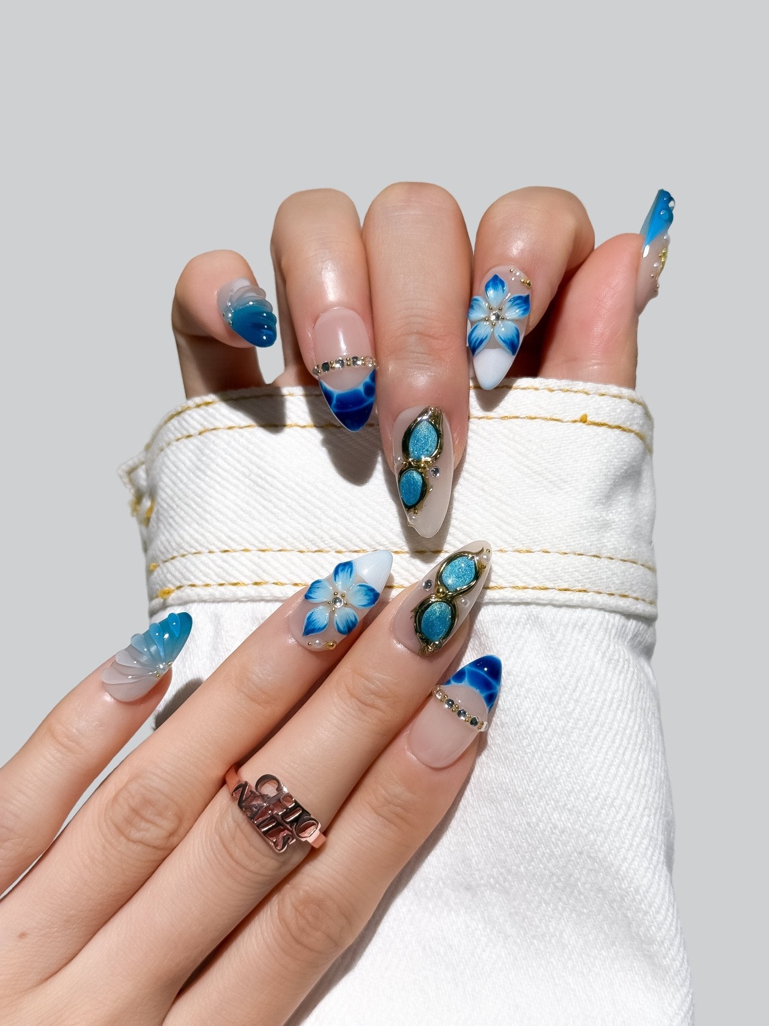 Blue Ocean Floral Press On Nails Medium Almond