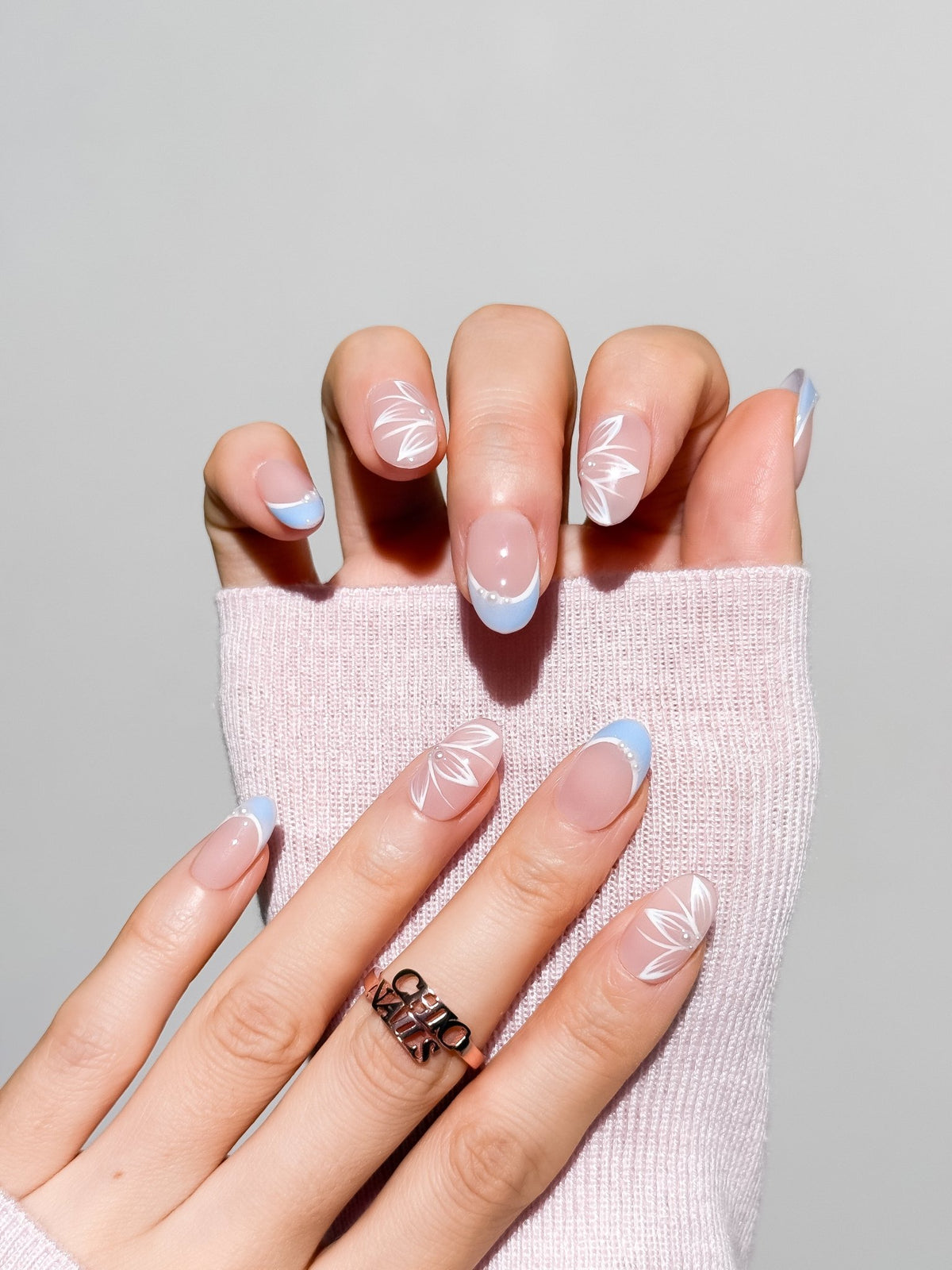 Blue Veil Short Oval Press On Nails