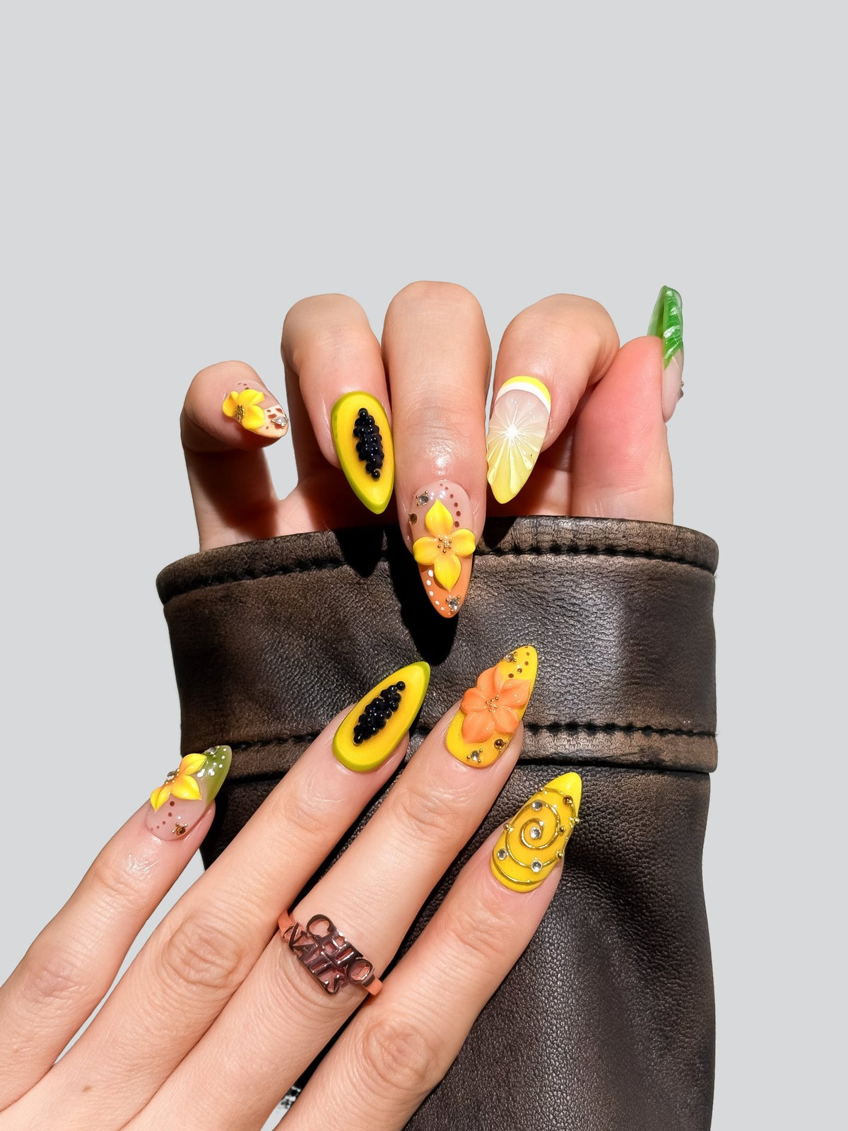 Citrus Jardin Tropical Fruit Press On Nails Medium Almond