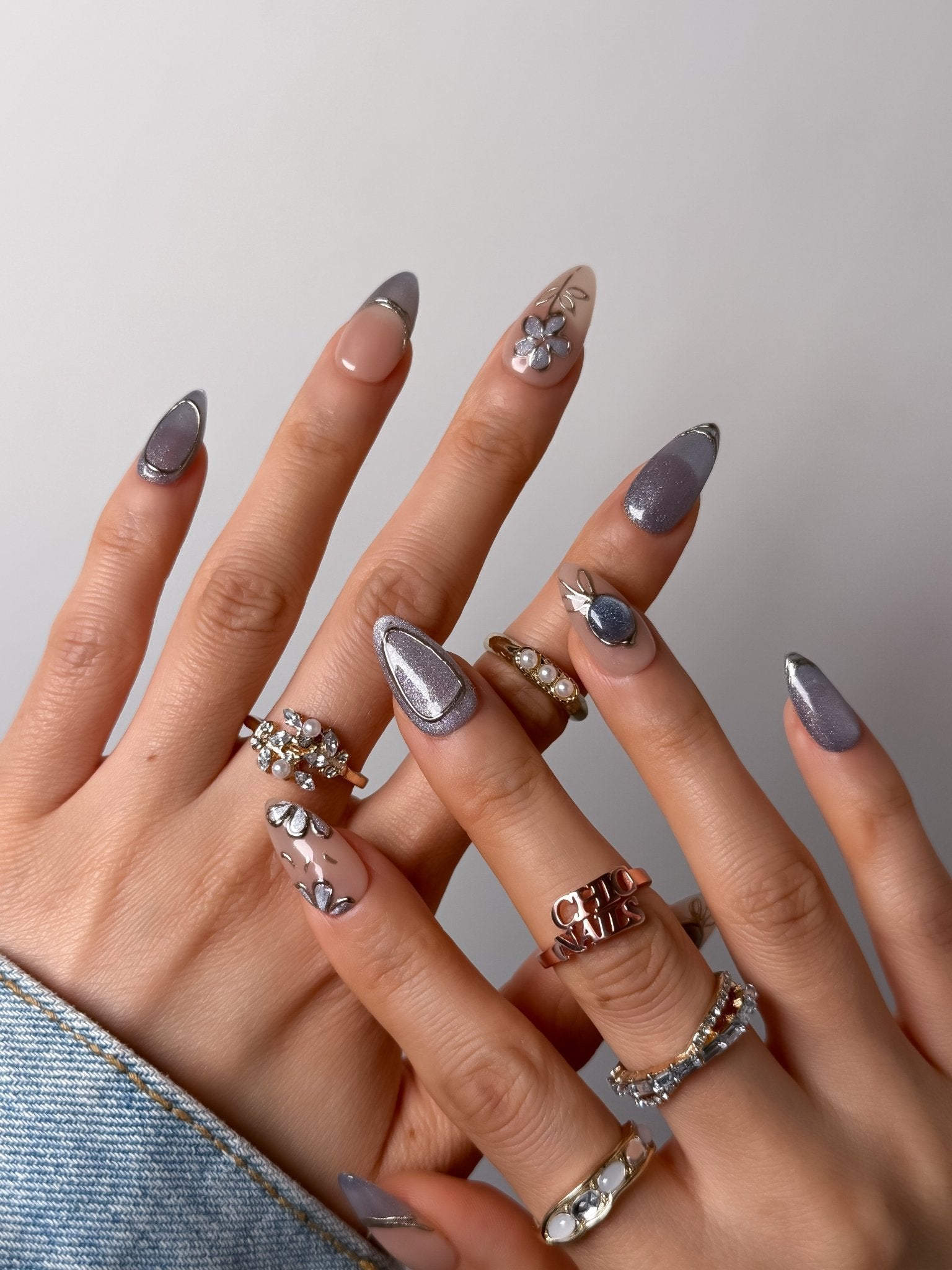 Handmade Light Blue Chrome Floral Press-On Nails – Medium Almond
