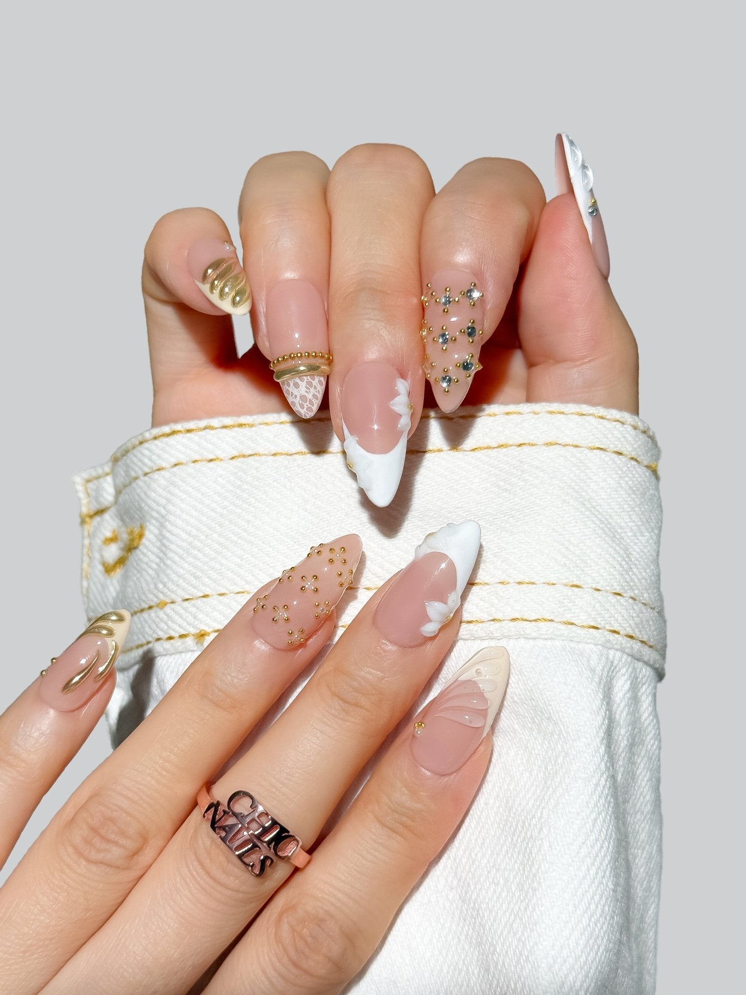 Ivory Bloom Luxe Press On Nails