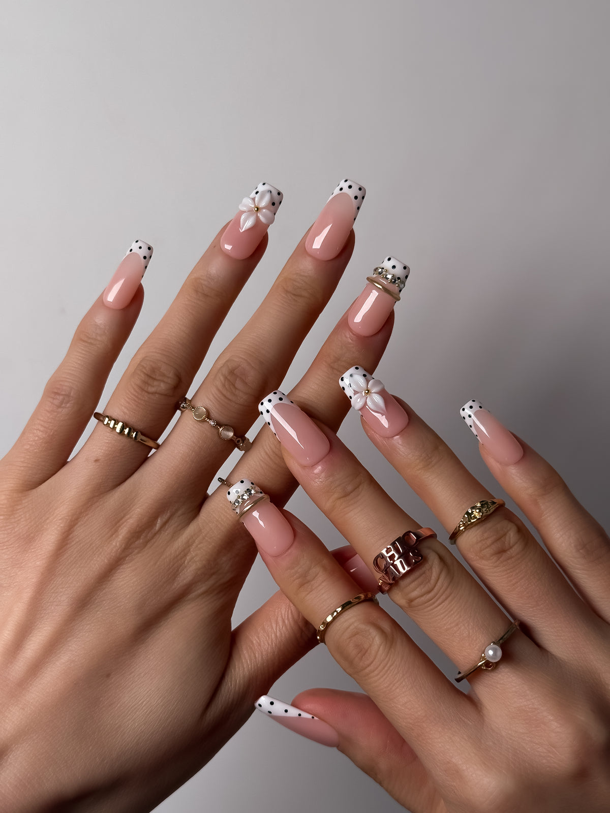 Pearl Dot Medium Square Press On Nails