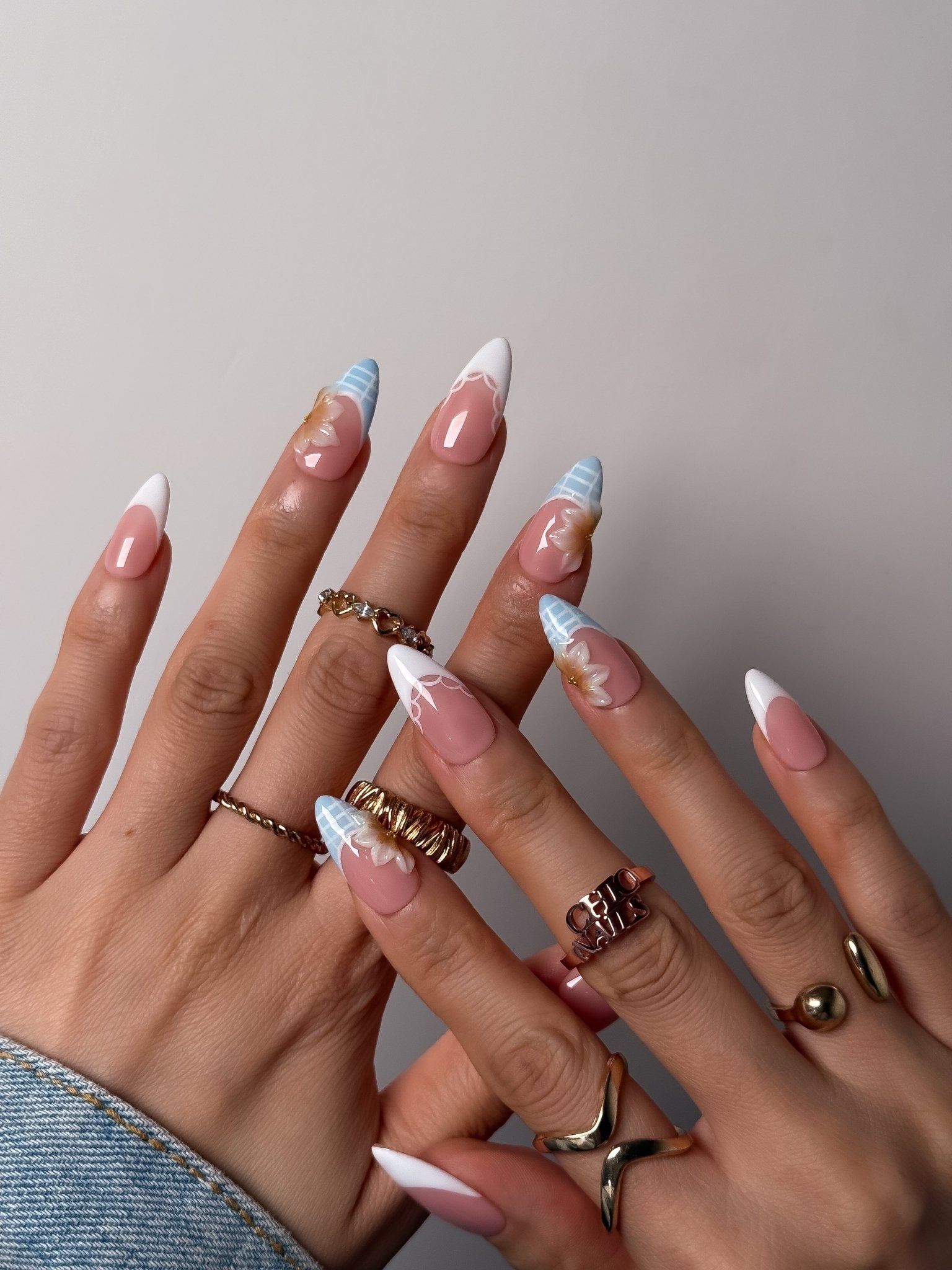 Ciel de Fleur Blue French Press On Nails Medium Almond